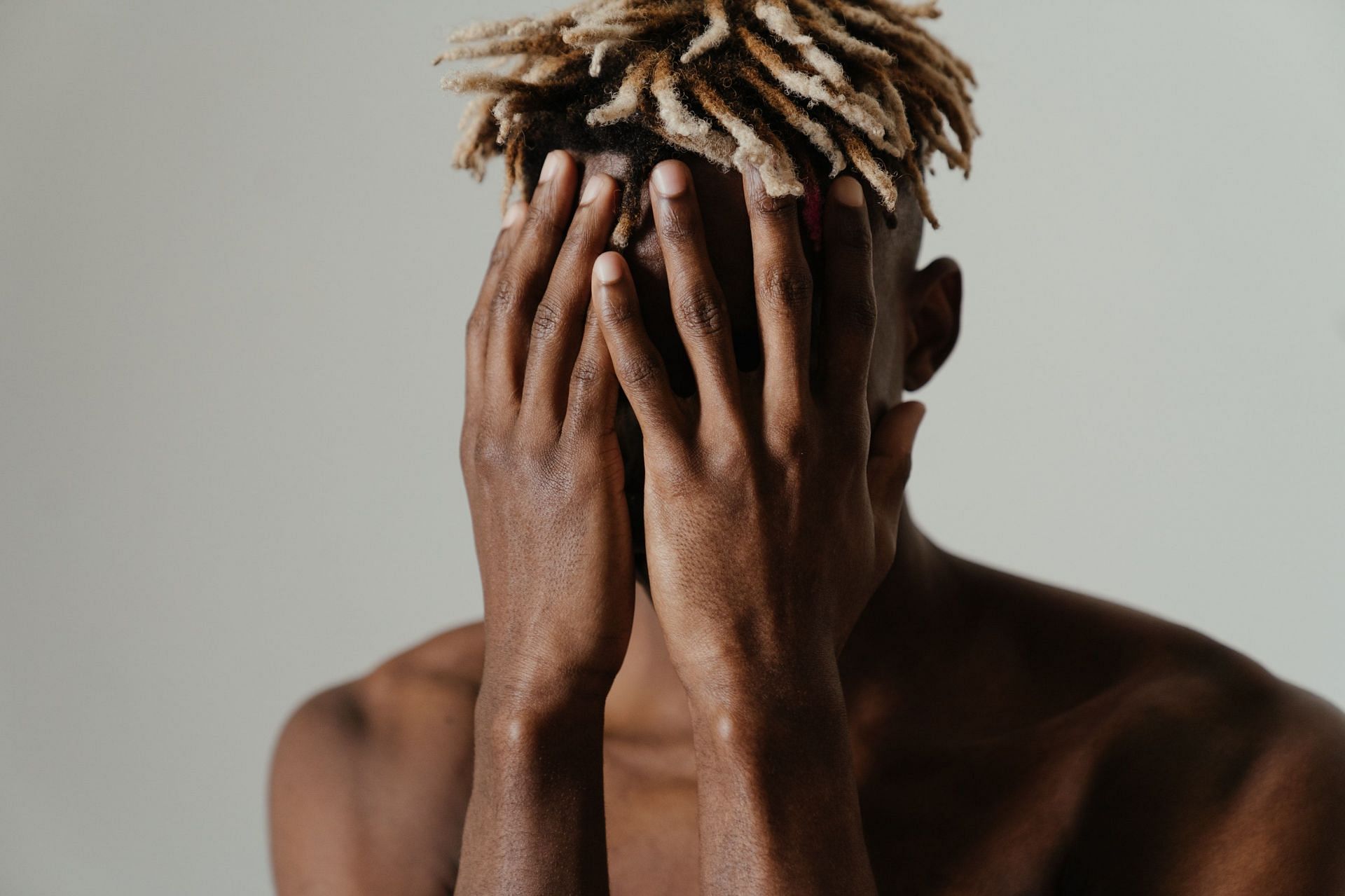Any personality disorder can disrupt your daily functioning. (Image via Pexels/ Cottonbro)